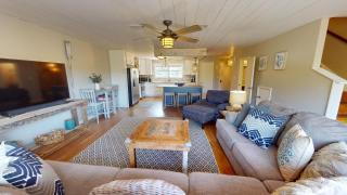 Bulldawg Beach Bunker - 405-D Miller Lane by Tybee Beach Vacation Rentals - 3