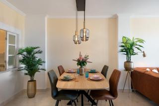 Charming 2-Bedroom with Beautiful Sea Views - Estepona - 2