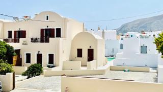 Tarelis Apartments & Studios - Kamari - 1