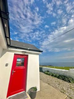 Scenic Oceanfront Retreat- Buliban Cottage - Ballyhillin - 8