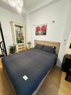 Old Quater/Modern Apt/Super Location - 5