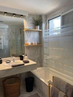 Beautiful 2 bedroom Apartment in Puerto Banus ! - Marbella - 3