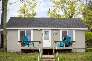 The Bryan Lake Hideaway - Lake Ann - 7