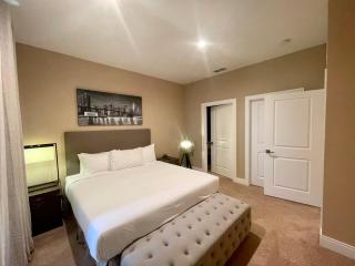 Home in Orlando 7 Min from Disney Parks and 20 from Universal - Sleeps 8! 4 bedrooms each with a private bathroom - Orlando - 1