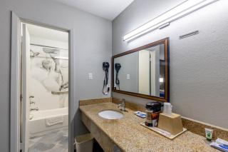 Freer Executive inn and Studios - 1