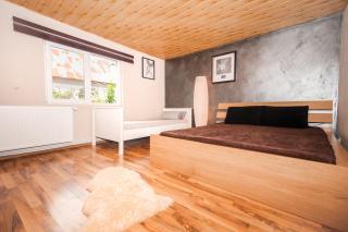 Holiday House - Potlogi - 6