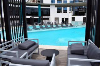 Apartamento con piscina y espacio de trabajo - San José - 0