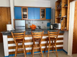 Atlas Apartment with Private Beach and SeaView Blue - Loutraki - 8