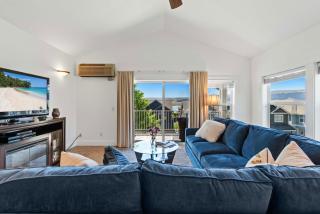 Crescent Bay Condo 207 - Meredith Lodging - Quincy - 3