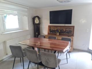 Sehr grosse 5 Zimmer Wohnung mit Garten und terasse - Wiesbaden - 5