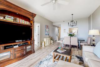 Seaside Serenity: Beachfront Haven in Palm Coast with resort amenities - 6