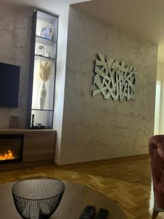 Stan na dan,Beograd -Žarkovo - Bele Vode - 5