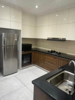 Ultra-luxury 3BR Apartment - Colombo 6 - 5