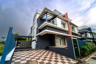 LA Castle by Cosmos Stays - Lonavala - 0