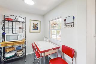 Ecusta Dacha - Hendersonville - 6
