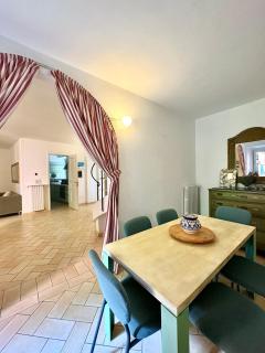 Casa • Paraggi • - Paraggi - 5