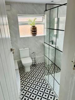 Superbly located terraced house - 4