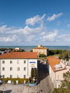 Hotel Nina - Marina di Bibbona - 0