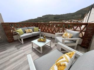 Delightful Andalucian Cottage with Amazing Views - Pinos del Valle - 0