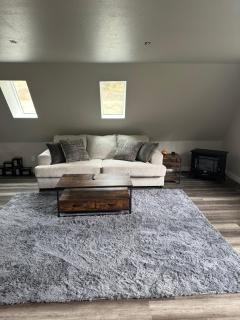Off Grid Luxury - Unit A - Rogue River - 8