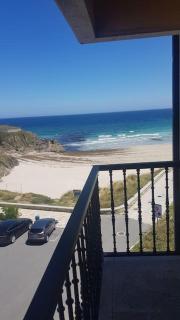 Malpica Beach By Oktheway - Malpica de Bergantiños - 9