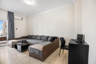 UPLEVEL Apartment, city & sea view next to Old Port - Chania - 2
