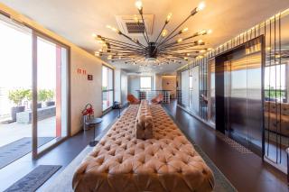 BHomy Assuturi 1 - 3