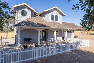 Whispering Oaks Cottage Hot Tub Game Room Pets OK - Paso Robles - 0