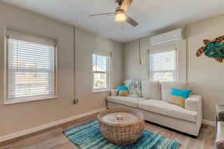 1 Bedroom Block off the beach -4 - St. Pete Beach - 3