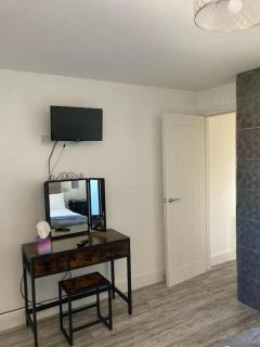 Rockley Green House - 3 Bedroom Home in Liverpool - Liverpool - 1