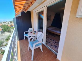 Apartments Domi - Selce - 1