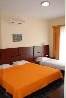 Hotel Dias Apartment - Makrýgialos - 3