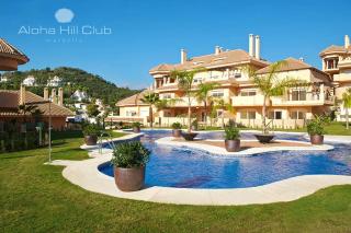 Aloha Hill Club LLuxury 5 Star Golf Resort Near Puerto Banus and Marbella - 9