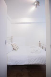 One bedroom at Chelsea cloister Hotel - 8