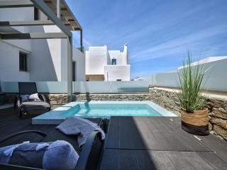 Paros Gem - Naousa - 8
