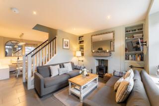 Lily Tarn Cottage - 8