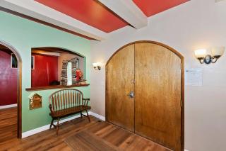 Swiss Mansion Snow Summit Private Entrance - Big Bear Lake - 4