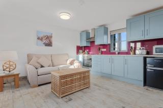 Grassholm Cottage with Hot Tub - Dog Friendly - 6