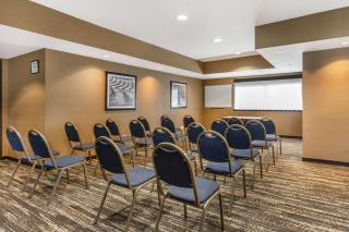 Best Western Plus Wine Country Inn & Suites - Santa Rosa - 2