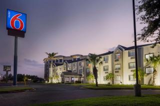 Motel 6-McAllen, TX - East - 8