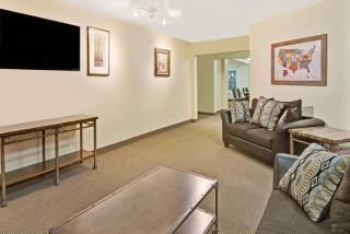 Hawthorn Extended Stay by Wyndham Saint Robert - Saint Robert - 4