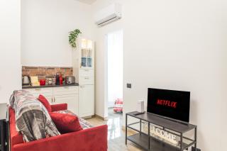 Accogliente Appartamento a pochi passi dalla Metro, San Siro e con Aria Condizionata - 0