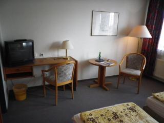 Stadthotel Oldenburg - Oldemburgo - 1