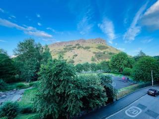 Lovely duplex apartment in Edinburgh city centre - 6