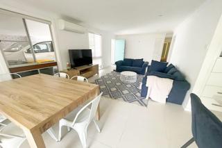 Seaside Retreat - Marks Point - 4
