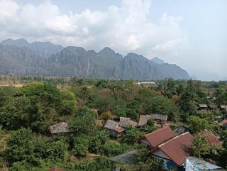 Bountang Riverside Hotel - Vang Vieng - 2
