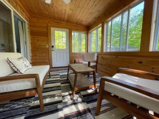 Modern-Cozy A-frame, close to lake, hiking - 2