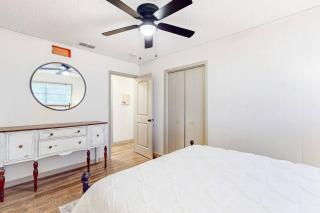Country Comfort - - 8
