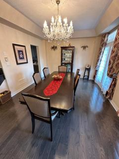 Luxury Villa in Richmond Hill - Vaughan - 2