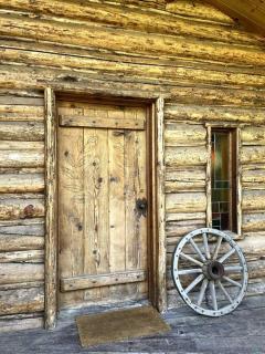 Aspen's Cabin - 3